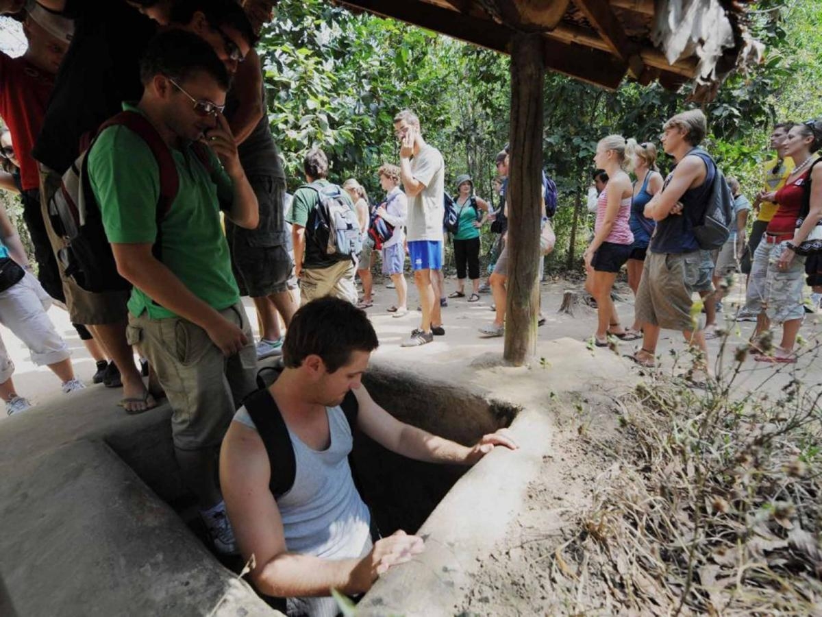 CU CHI TUNNELS HALF DAY TRIP