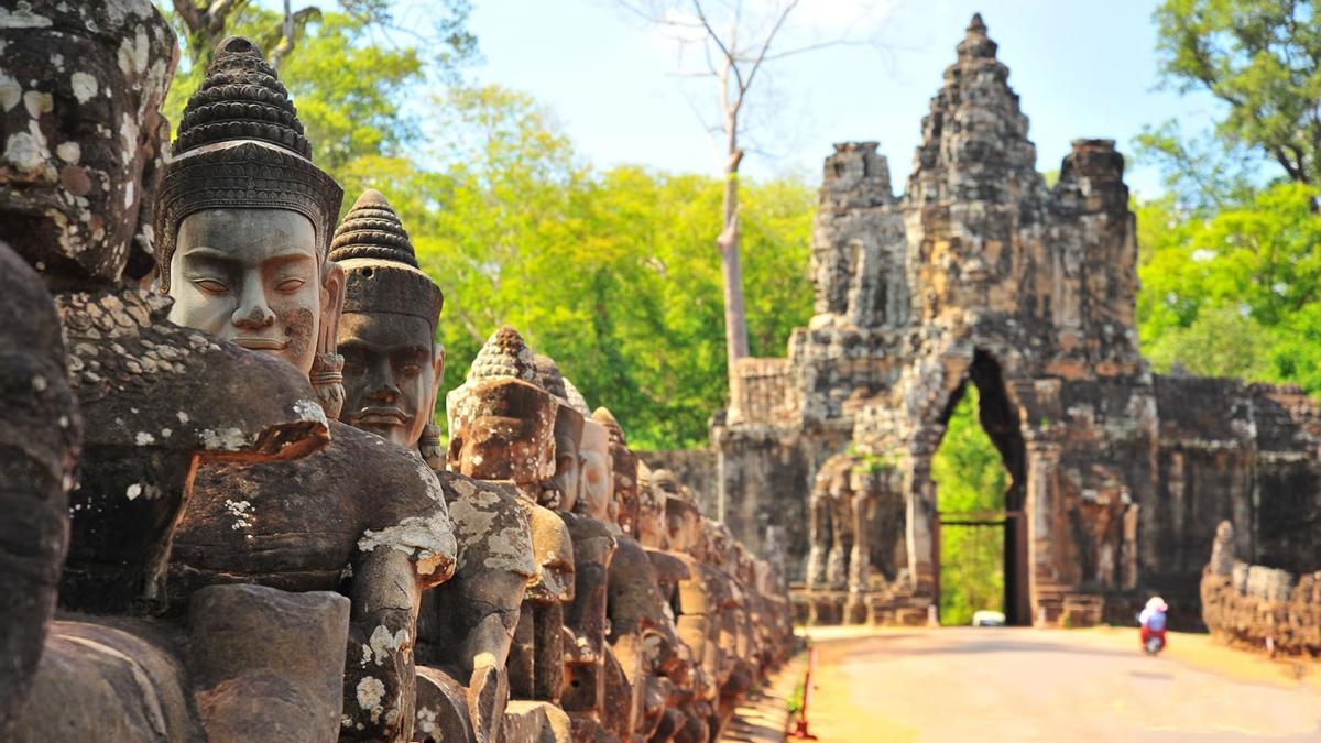 Siem Reap – Angkor Temples – Tonle Sap Lake