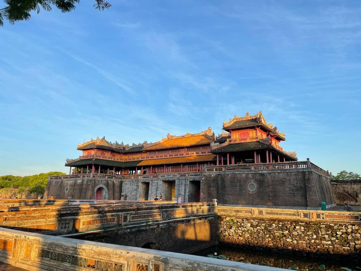 HUE CITY FULL DAY BY SMALL GROUP TOUR