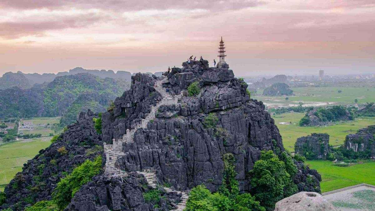 HOA LU – TAM COC – MUA CAVE 1 DAY TOUR