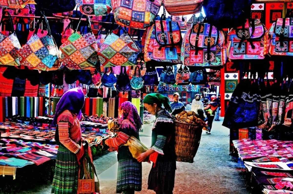 Sapa by bus 3 days - 2 nights Bac Ha Market (2 nights in hotel – Depart on Friday, Saturday)