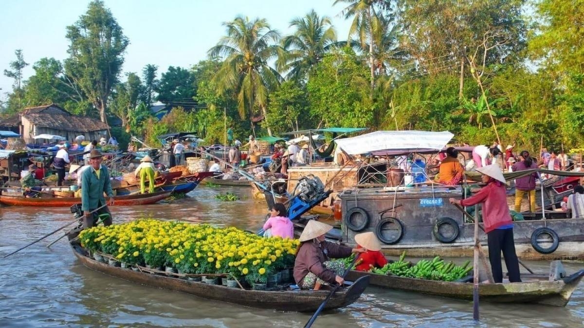 MEKONG DELTA TOUR TO CAI BE – TAN PHONG ISLAND FULL DAY