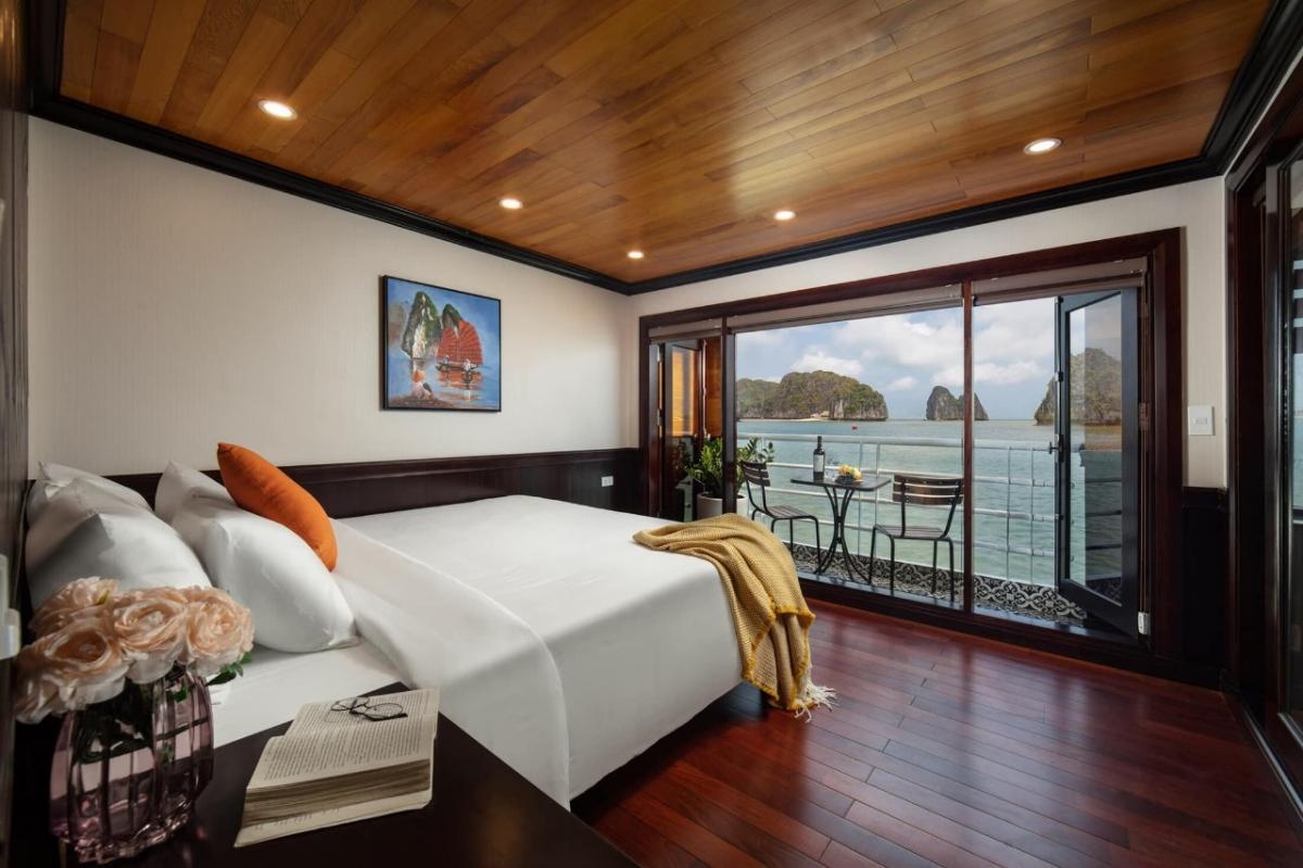 Ha Long Bay 2 days 1 night with 5 star cruise - Dragon Bay Cruise