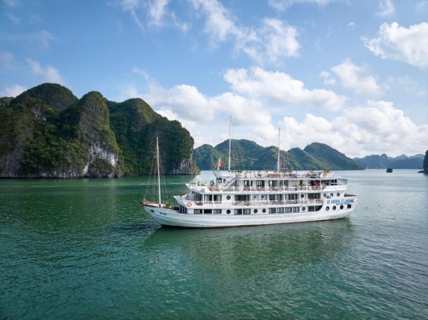 Ha Long Bay - Lan Ha Bay 2 days 1 night with 4 star cruise - Hera Boutique Cruise