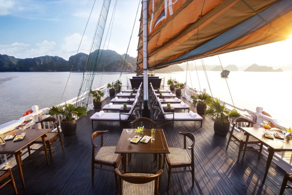 Ha Long Bay - Lan Ha Bay 2 days 1 night with 4 star cruise - Hera Boutique Cruise