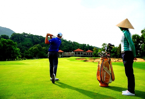 Vietnam Golf & MICE Experience – 10 Days of Business, Luxury & Leisure