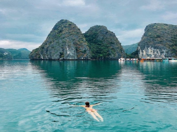 Celina of the Sea – 2 Days 1 Night Lan Ha Bay Cruise